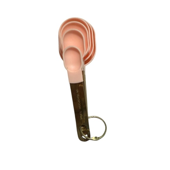 Pink and Gold Measuring Cups and Spoons Set New without tags - Picture 5 of 7